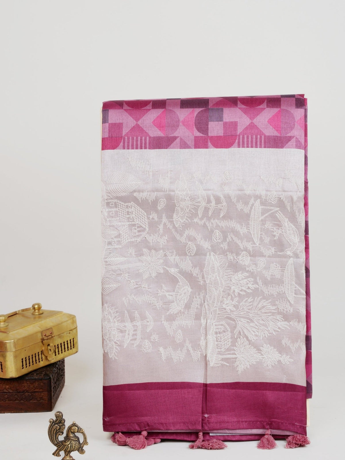 Katan Cream Semi Silk Manoranjitham Weaves - Handloom Store