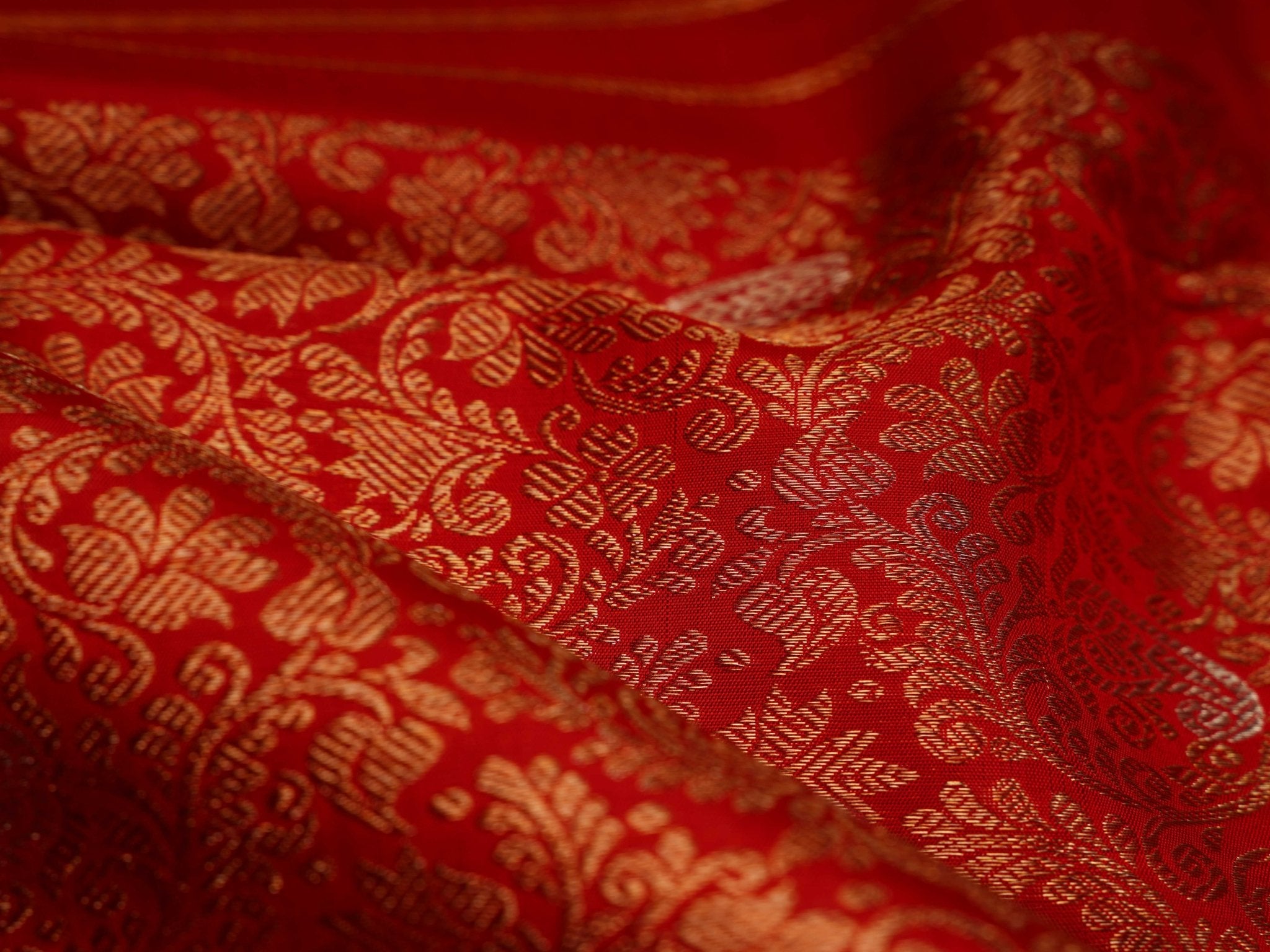 Kanchipuram Silk Dark Orange 100% Pure Silk  Manoranjitham Weaves - Handloom Store