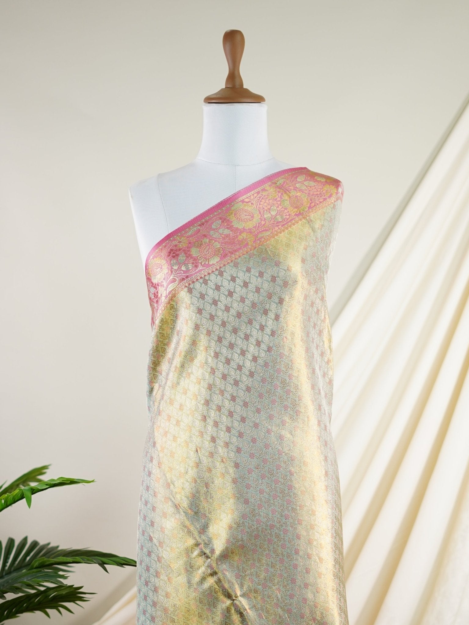 Kanchipuram Silk Peach 100% Pure Silk  - Manoranjitham Weaves - Handloom Store