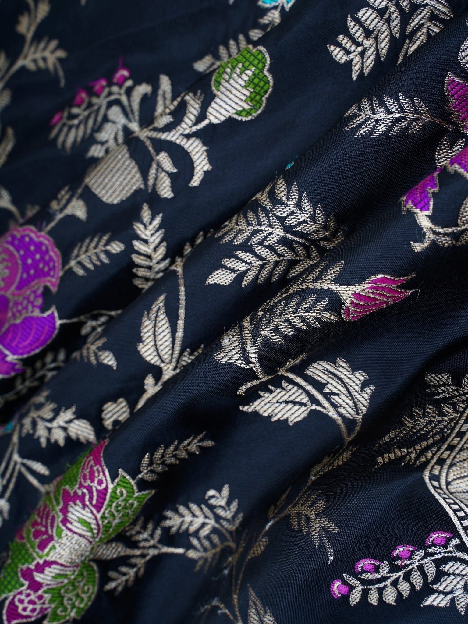 Katan Black Katan Semi Silk Manoranjitham Weaves - Handloom Store