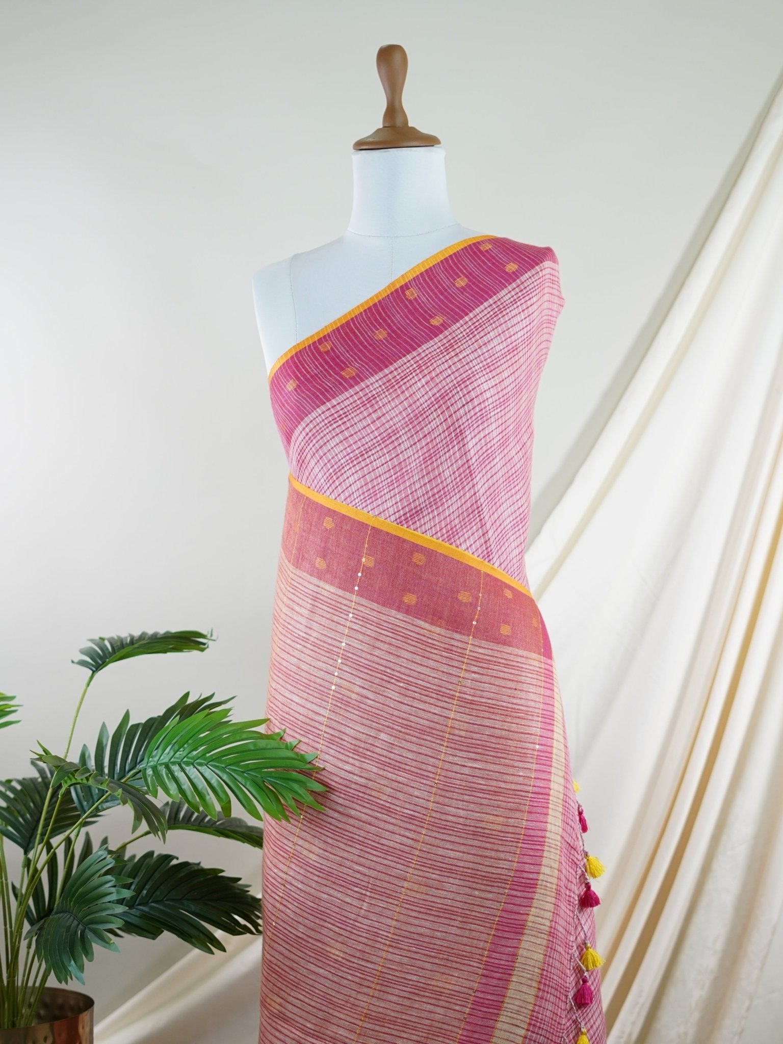Linen Pink  100% Pure Linen - Manoranjitham Weaves - Handloom Store