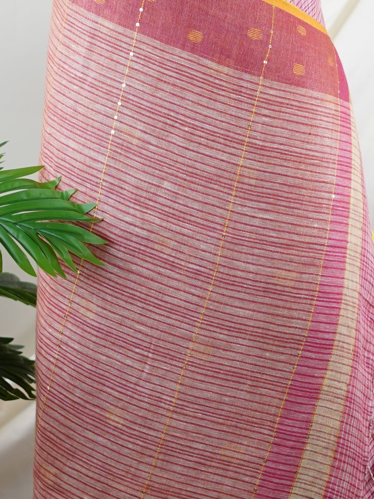 Linen Pink  100% Pure Linen - Manoranjitham Weaves - Handloom Store