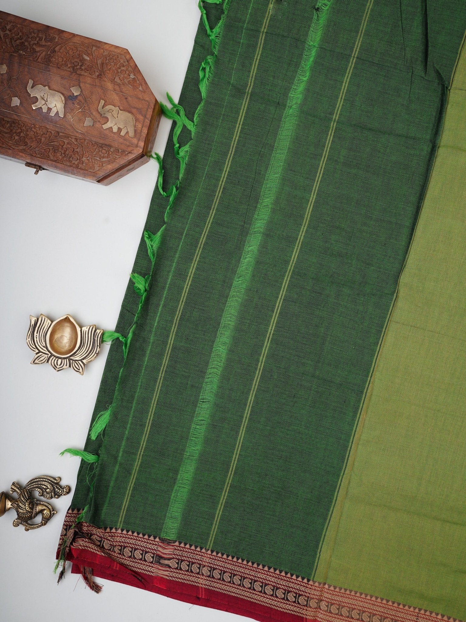 Narayanpet  100% Handspun Cotton - Manoranjitham Weaves - Handloom Store