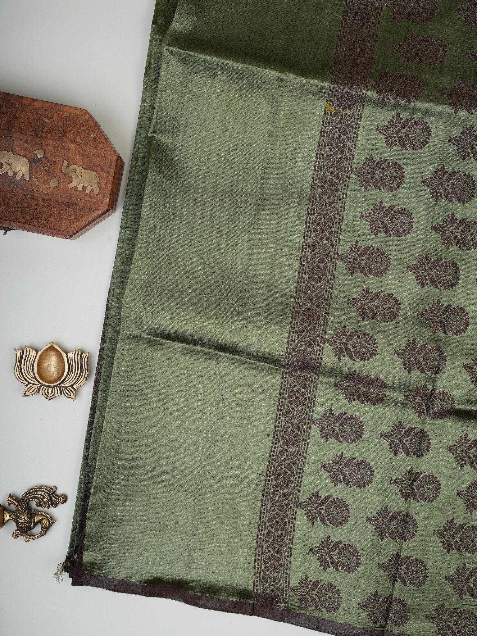 Chiniya Silk Purple 100% Pure Silk  - Manoranjitham Weaves - Handloom Store