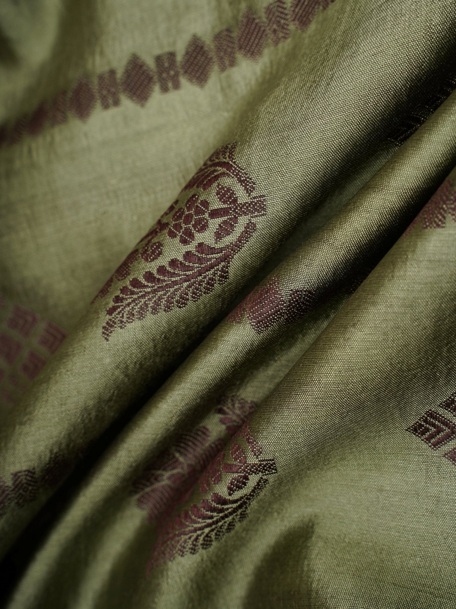 Chiniya Silk Purple 100% Pure Silk  - Manoranjitham Weaves - Handloom Store