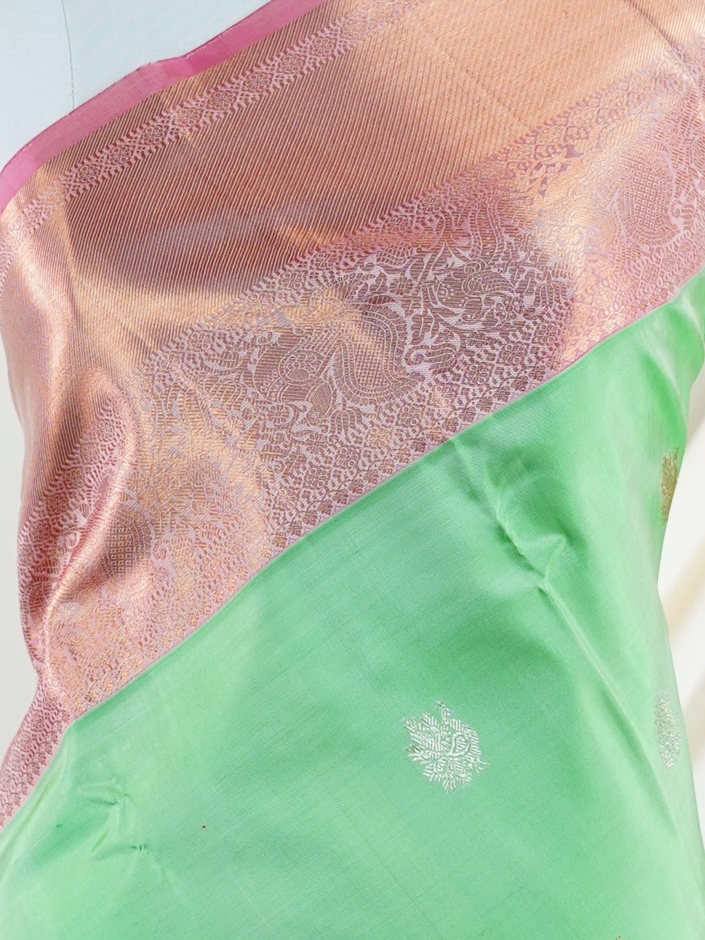 Divyashree - Manoranjitham
