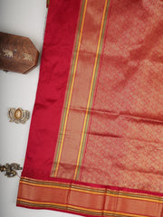 Narayanpet Parrot Green 100% Pure Silk  Manoranjitham Weaves - Handloom Store