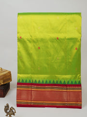 Narayanpet Parrot Green 100% Pure Silk  Manoranjitham Weaves - Handloom Store