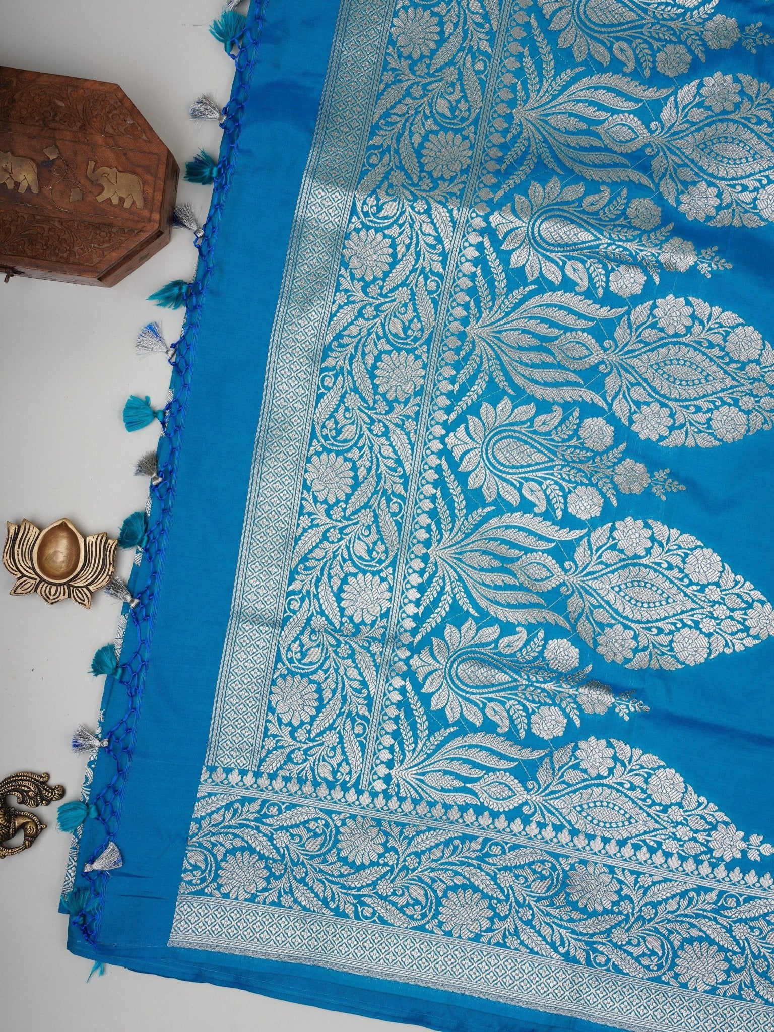 Katan Blue Katan Semi Silk Manoranjitham Weaves - Handloom Store