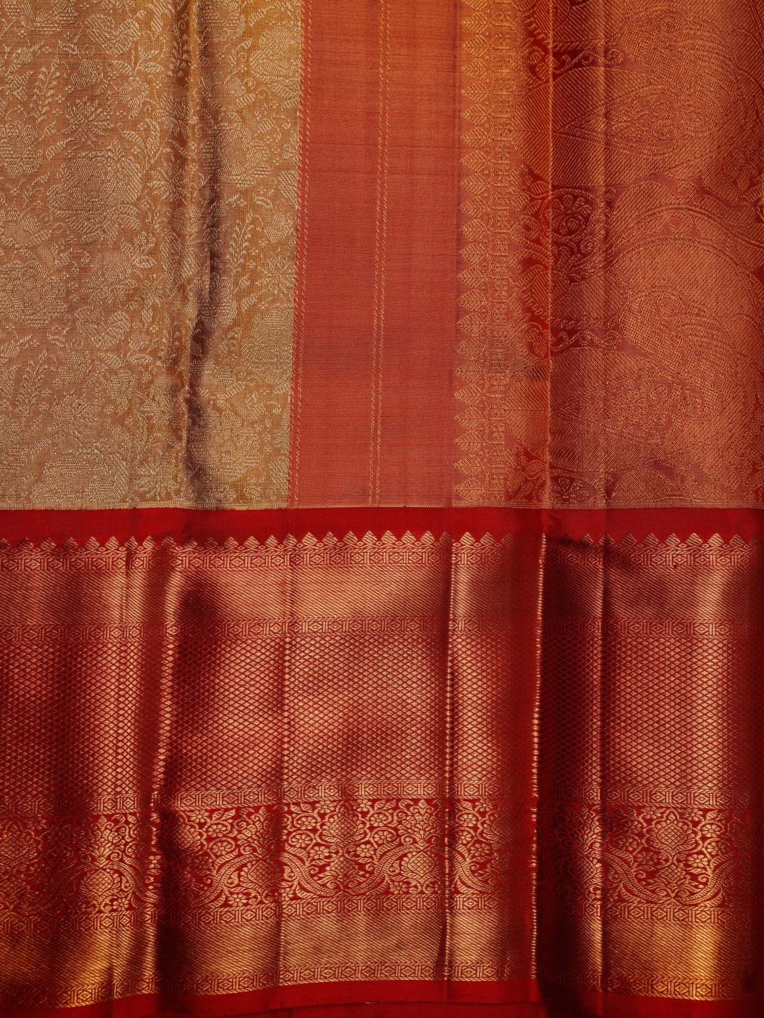 Kanchipuram Silk Gold  100% Pure Silk  Manoranjitham Weaves - Handloom Store