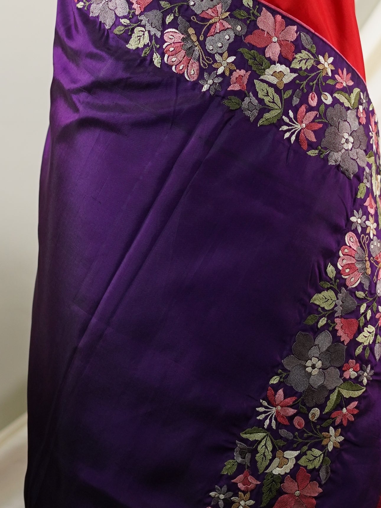 Gadwal Silk Red 100% Pure Silk  - Manoranjitham Weaves - Handloom Store