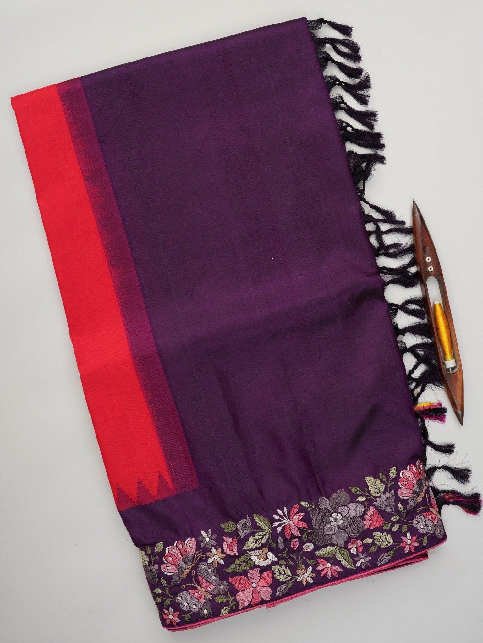 Gadwal Silk Red 100% Pure Silk  Manoranjitham Weaves - Handloom Store