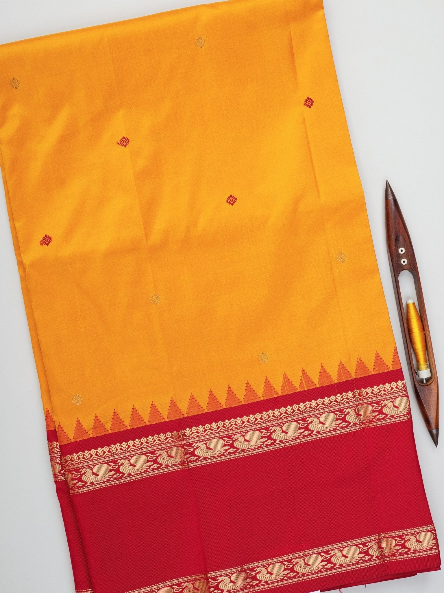 Narayanpet Mustard Orange 100% Pure Silk  - Manoranjitham Weaves - Handloom Store