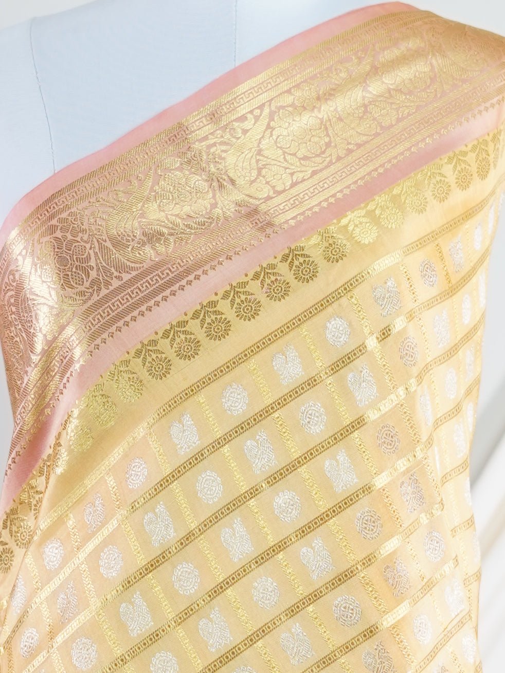 Venkatagiri Silk Wheat Gold 100% Pure Silk  - Manoranjitham Weaves - Handloom Store