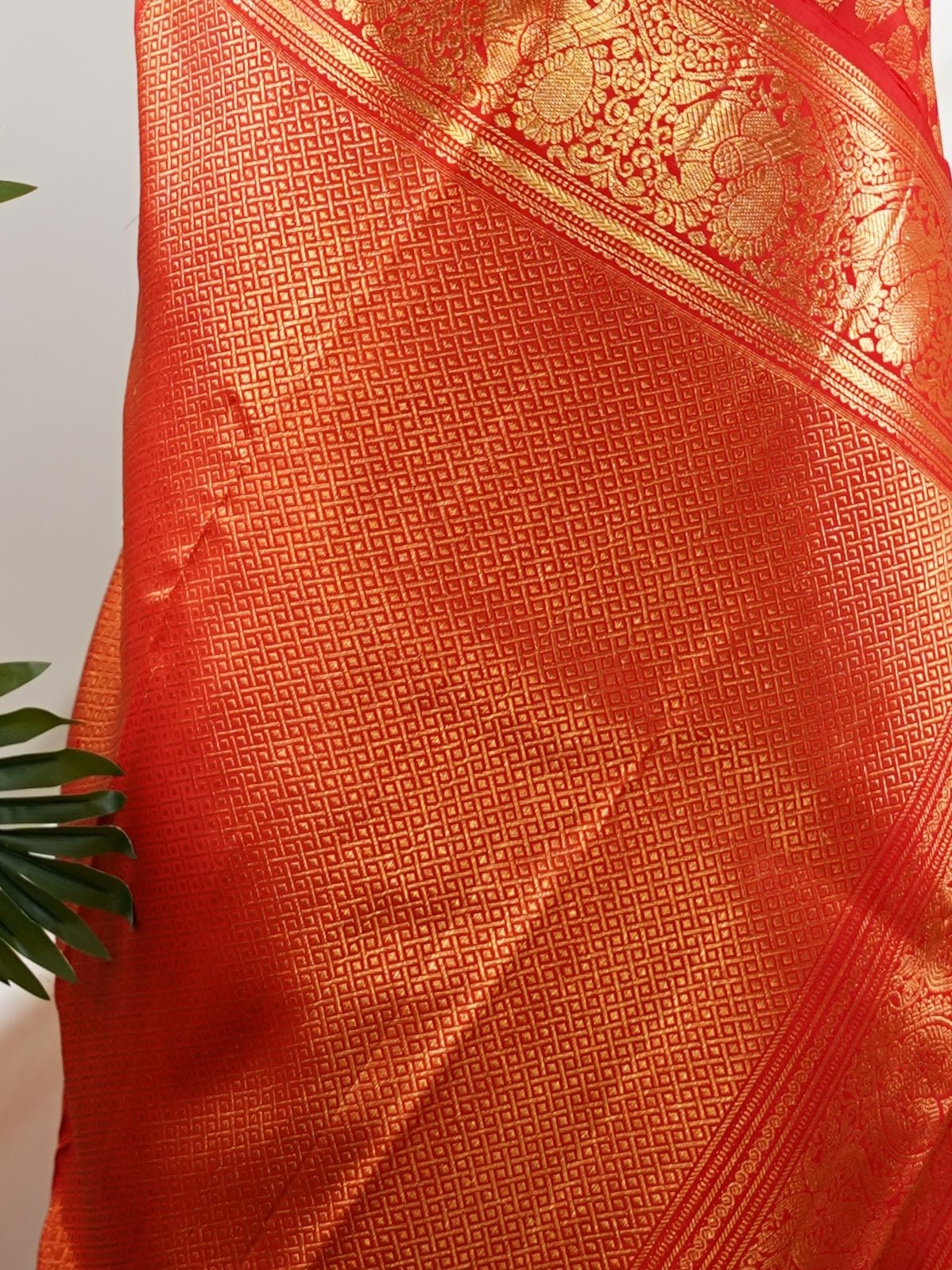 Kanchipuram Silk Red 100% Pure Silk  - Manoranjitham Weaves - Handloom Store