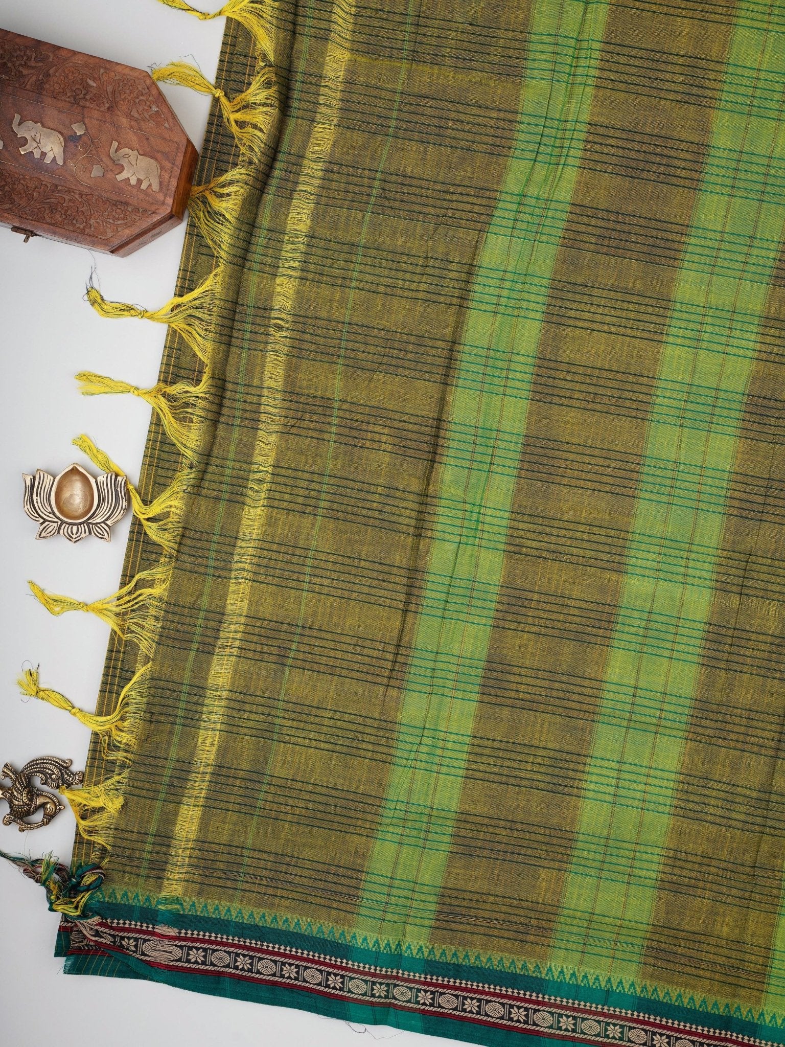 Narayanpet  100% Handspun Cotton - Manoranjitham Weaves - Handloom Store