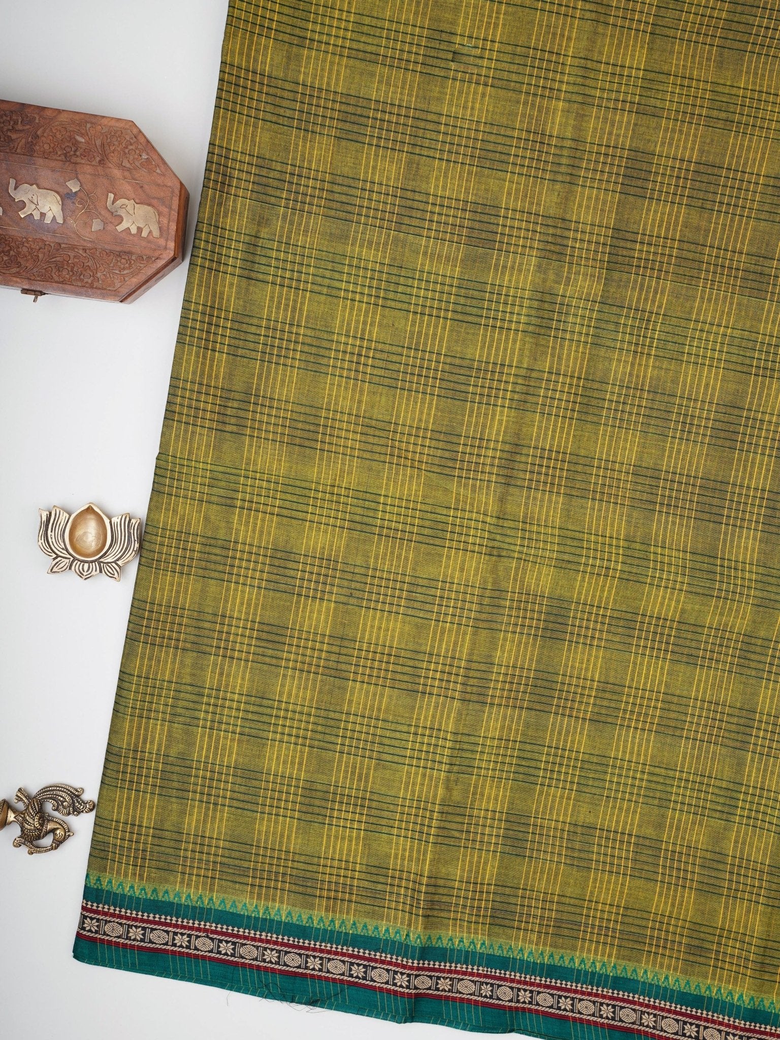 Narayanpet  100% Handspun Cotton - Manoranjitham Weaves - Handloom Store