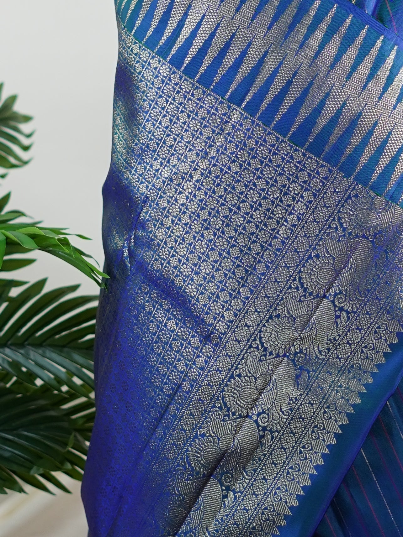 Kanchipuram Silk Blue 100% Pure Silk  - Manoranjitham Weaves - Handloom Store