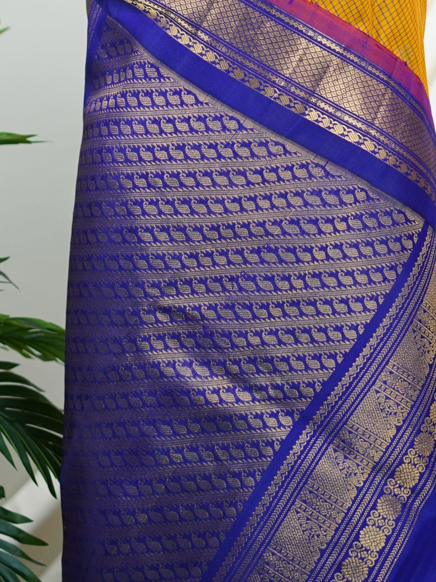 Gadwal Silk Mustard 100% Pure Silk  - Manoranjitham Weaves - Handloom Store