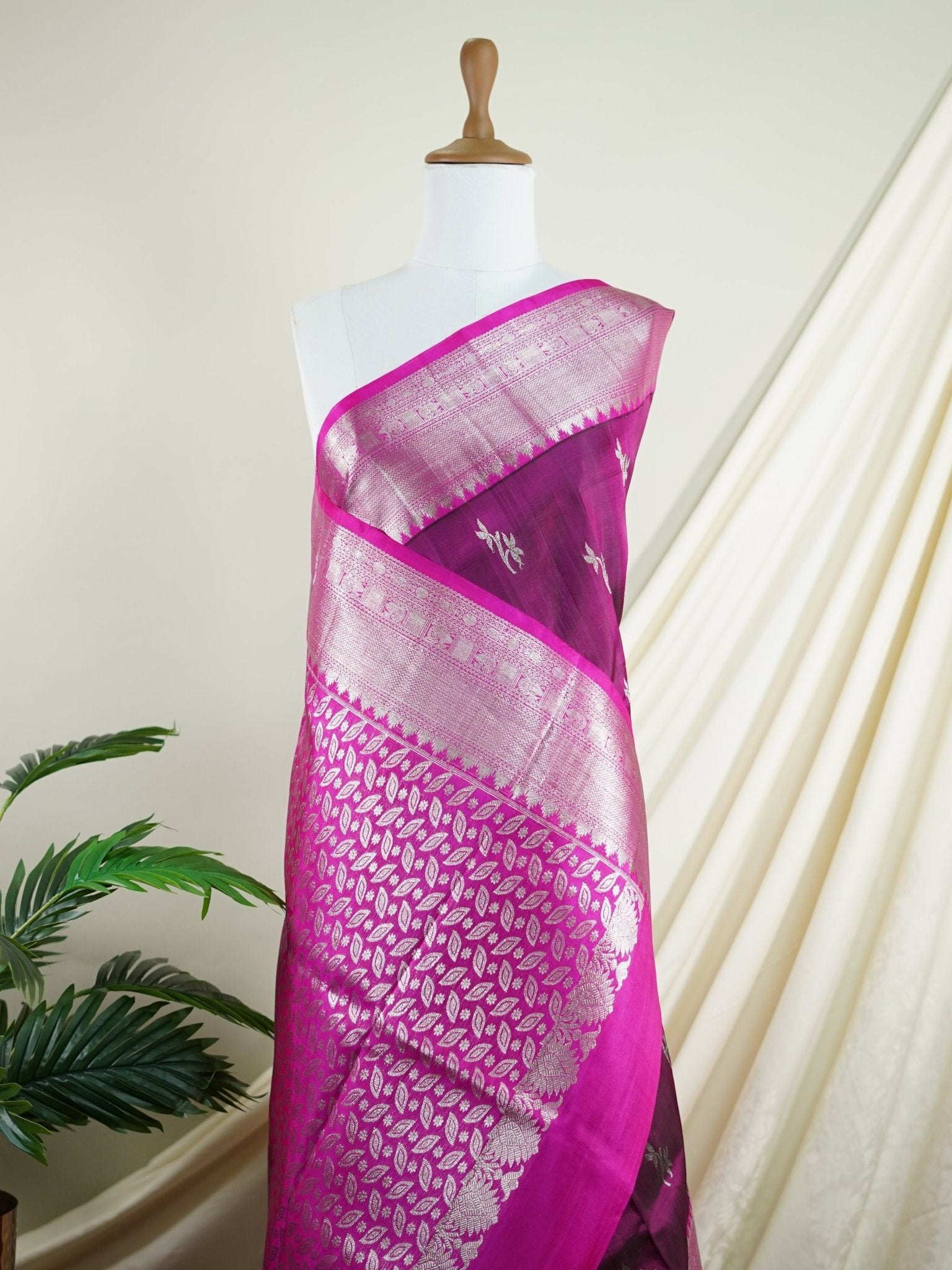 Venkatagiri Silk Maroon Pink 100% Pure Silk  - Manoranjitham Weaves - Handloom Store