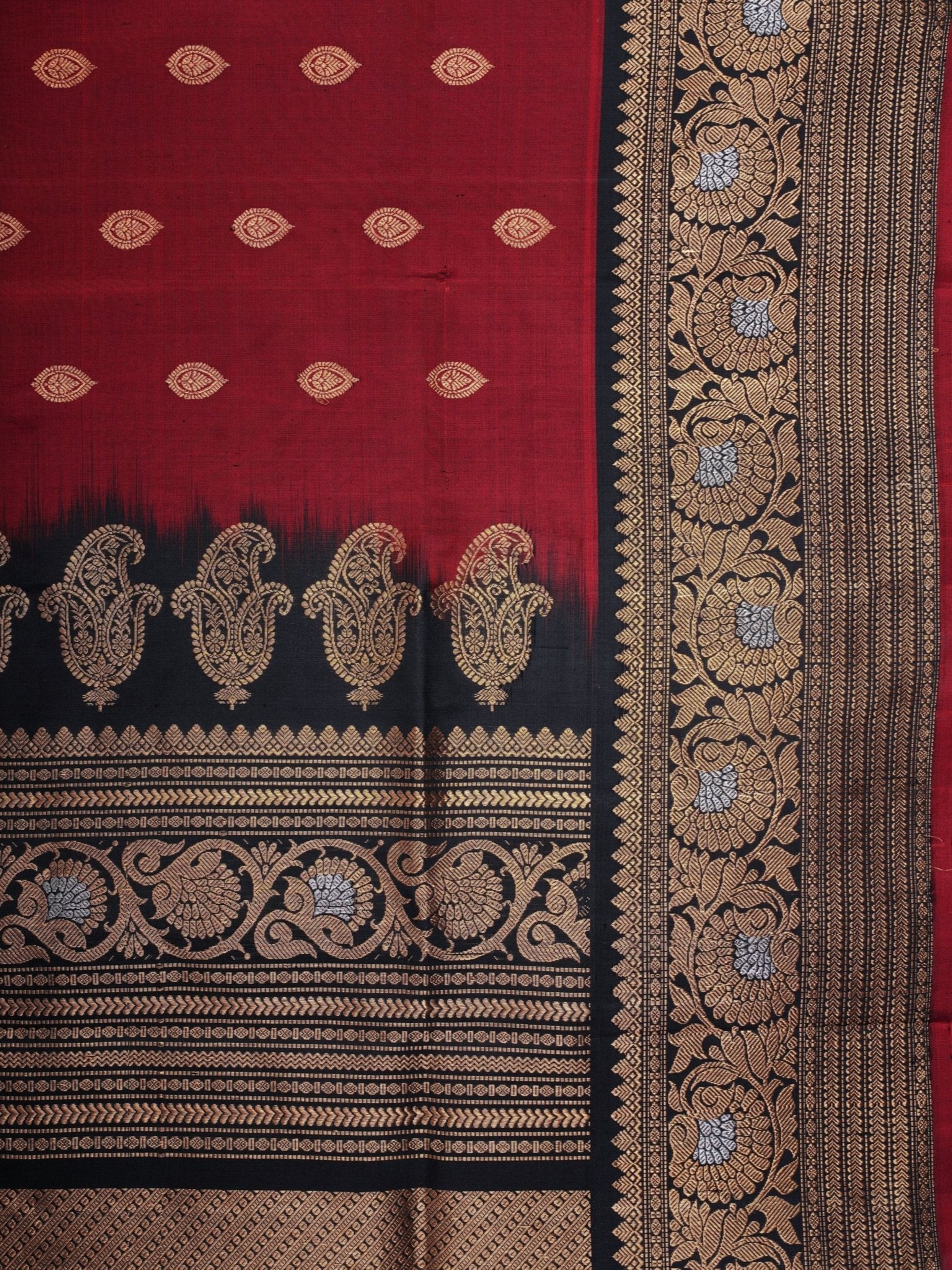 Gadwal Silk  100% Pure Silk  Manoranjitham Weaves - Handloom Store