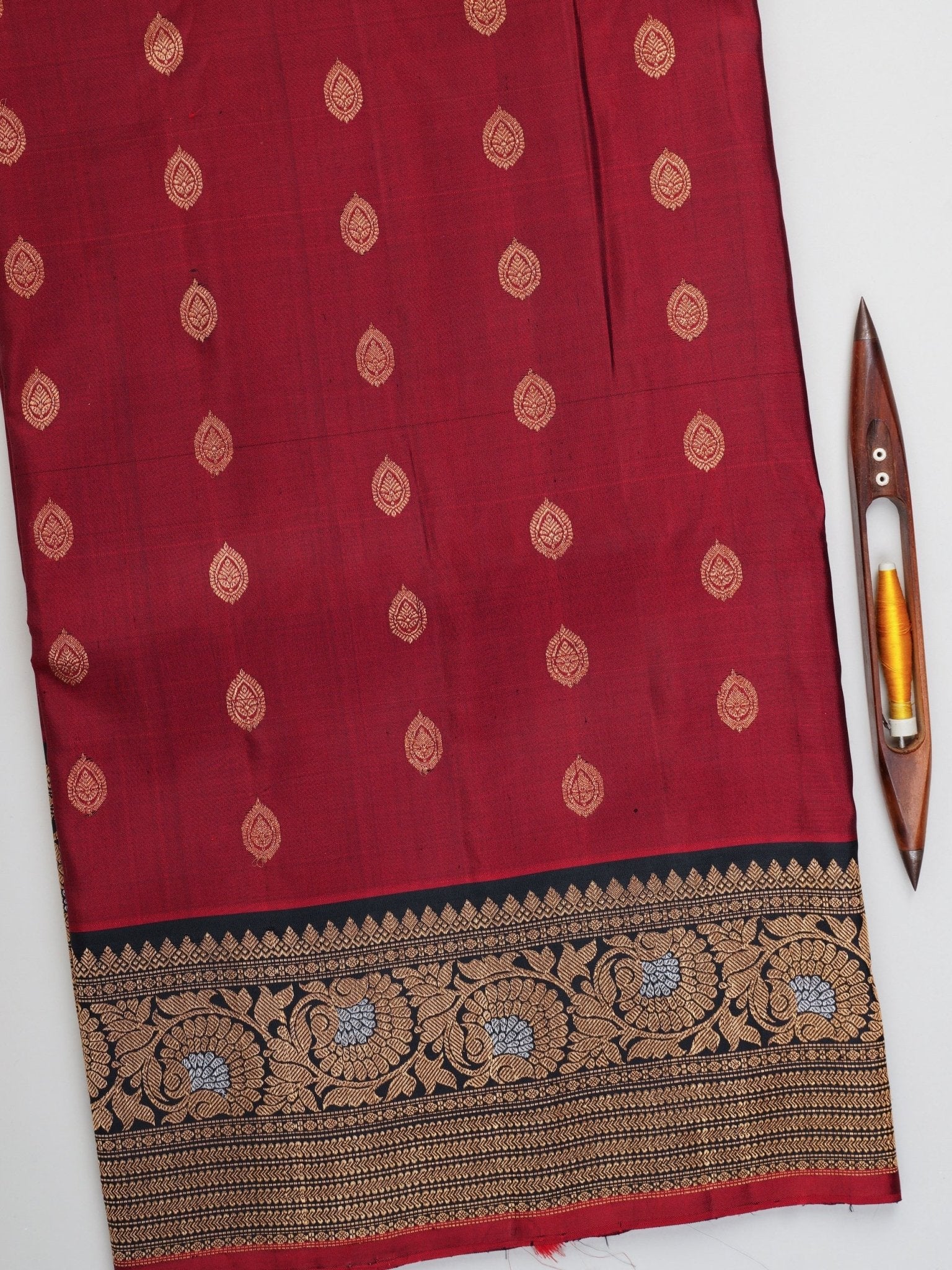 Gadwal Silk  100% Pure Silk  Manoranjitham Weaves - Handloom Store