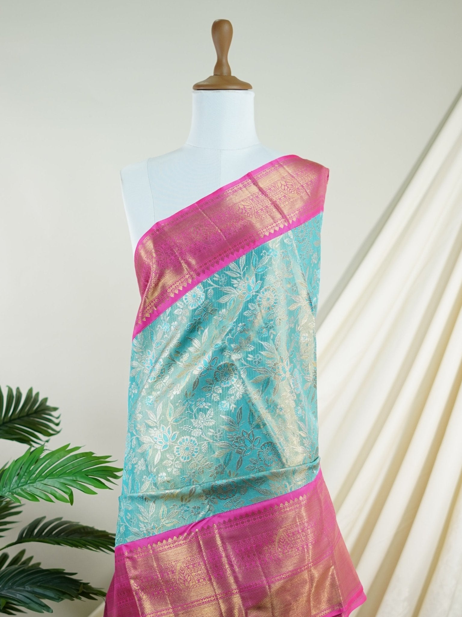 Kanchipuram Silk Turquoise 100% Pure Silk  - Manoranjitham Weaves - Handloom Store