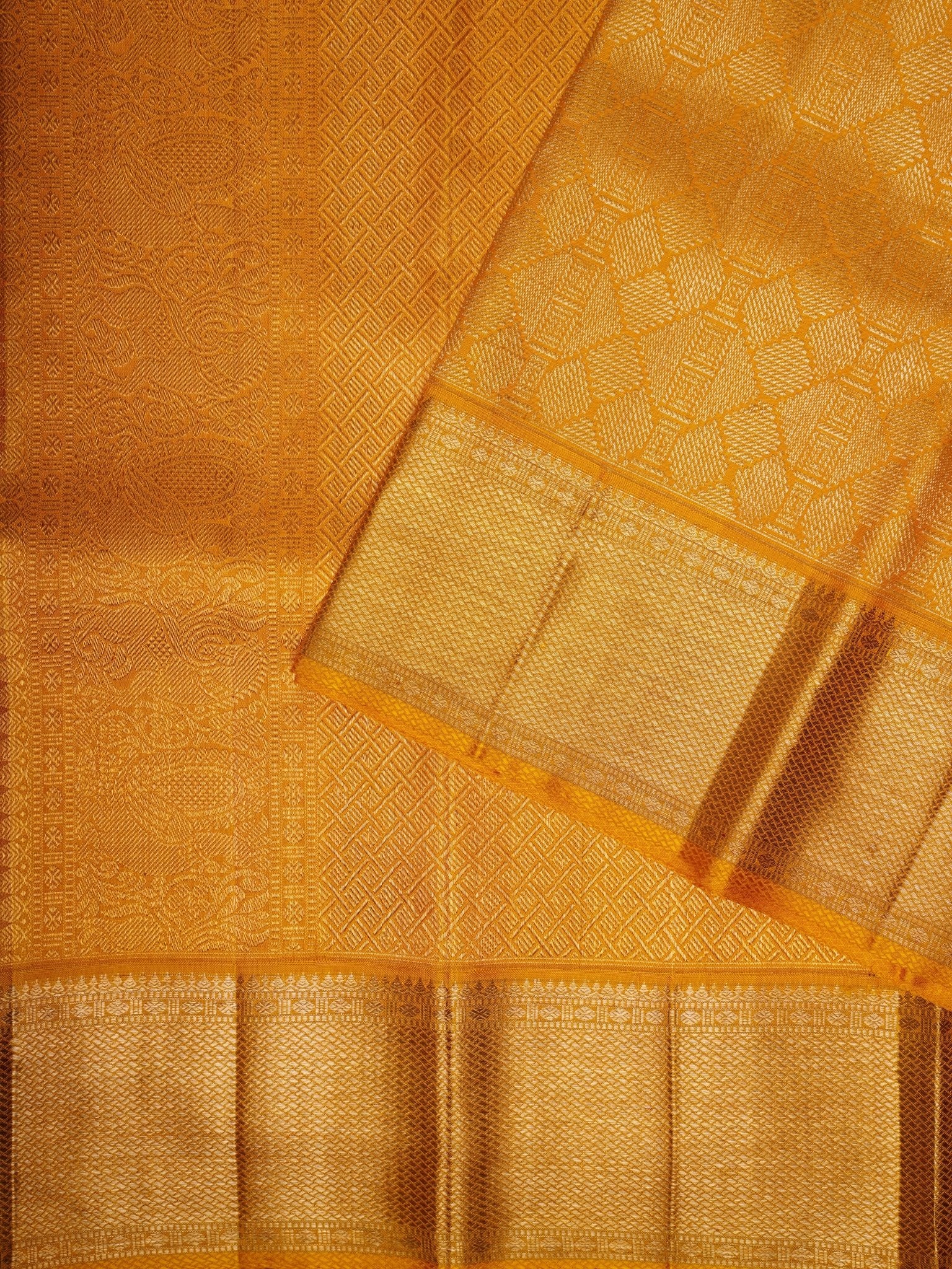 Kanchipuram Silk Yellow  100% Pure Silk  Manoranjitham Weaves - Handloom Store