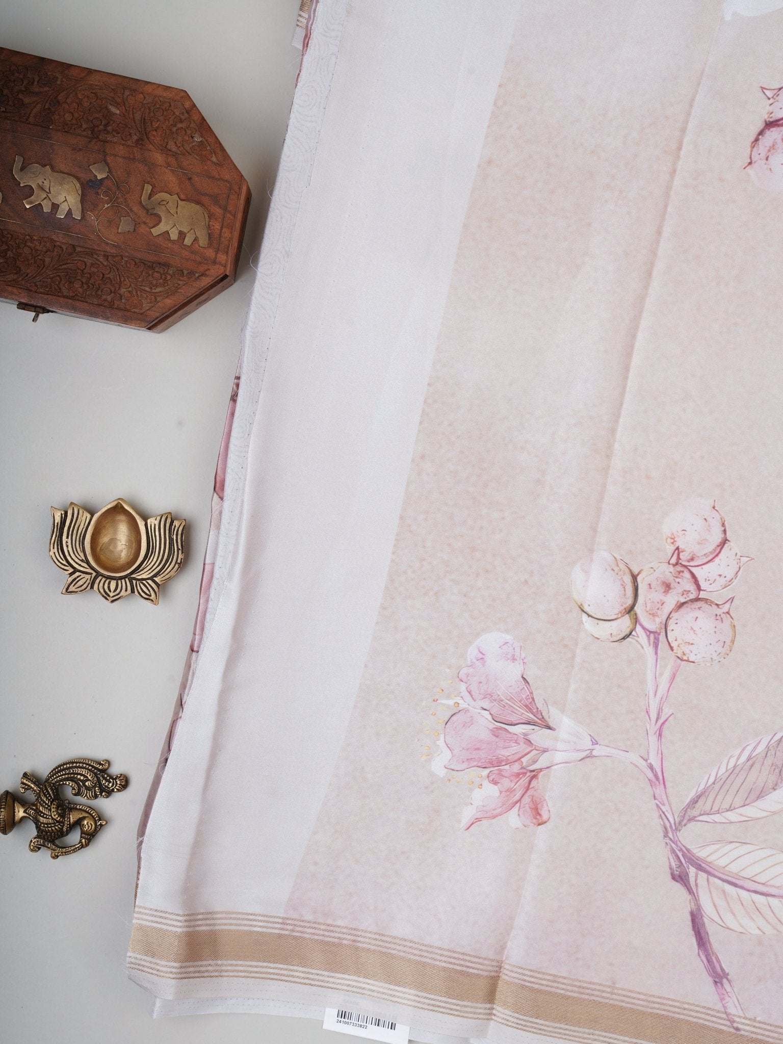 Mushru Beige Semi Mushru Manoranjitham Weaves - Handloom Store