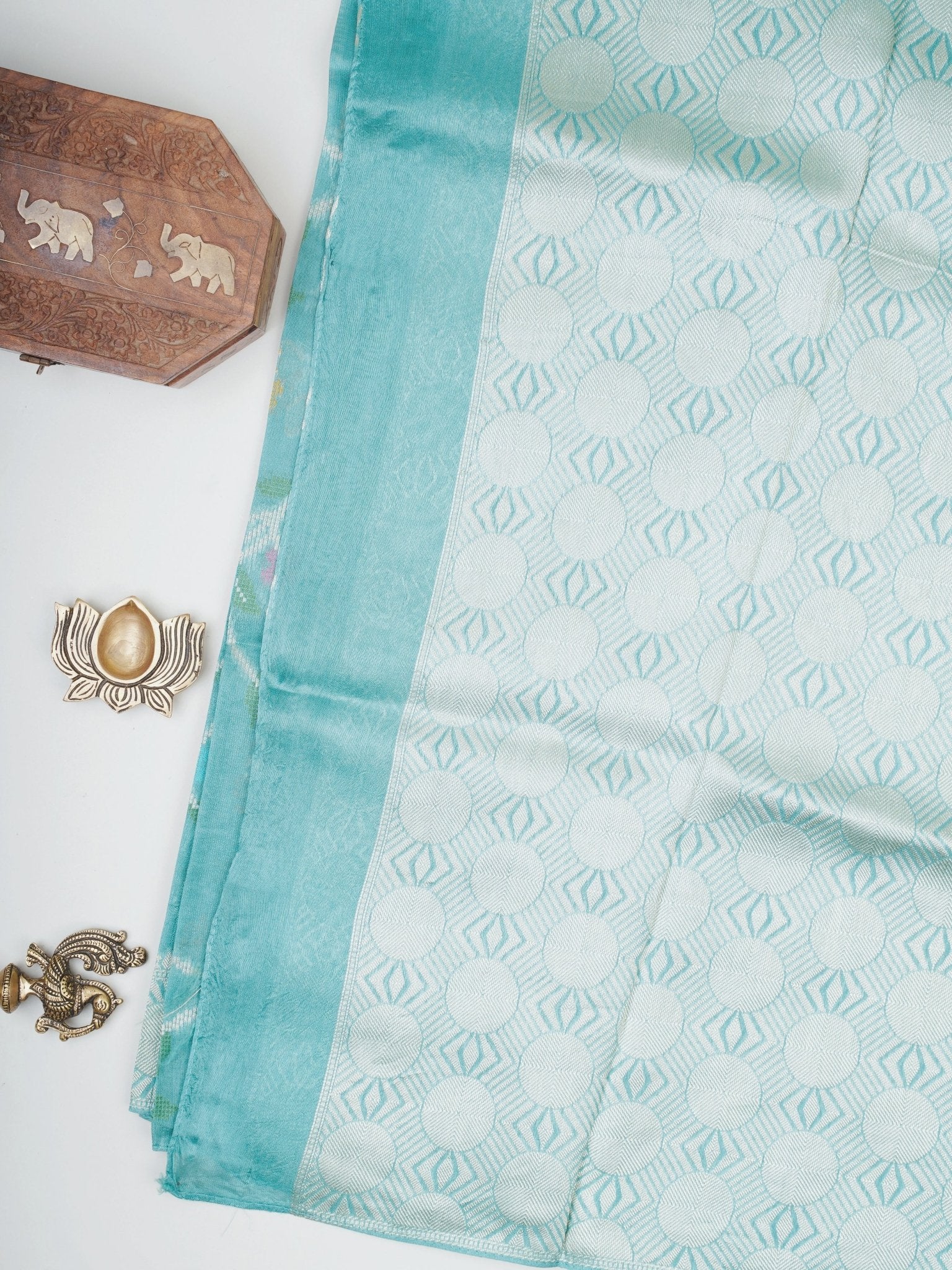 Georgette Green Tussar Georgette - Manoranjitham Weaves - Handloom Store