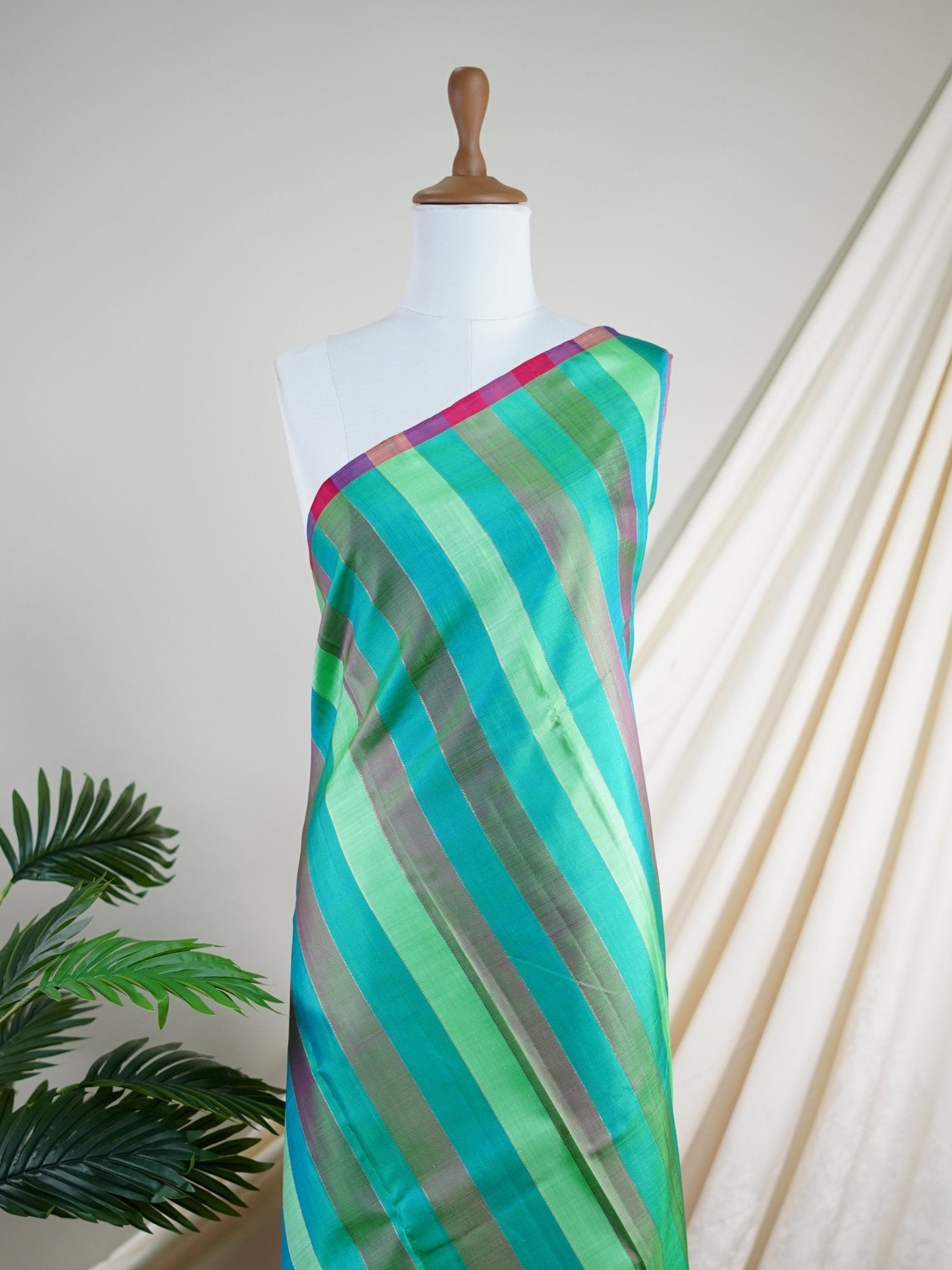 Kanchipuram Silk Green And Brown 100% Pure Silk  - Manoranjitham Weaves - Handloom Store