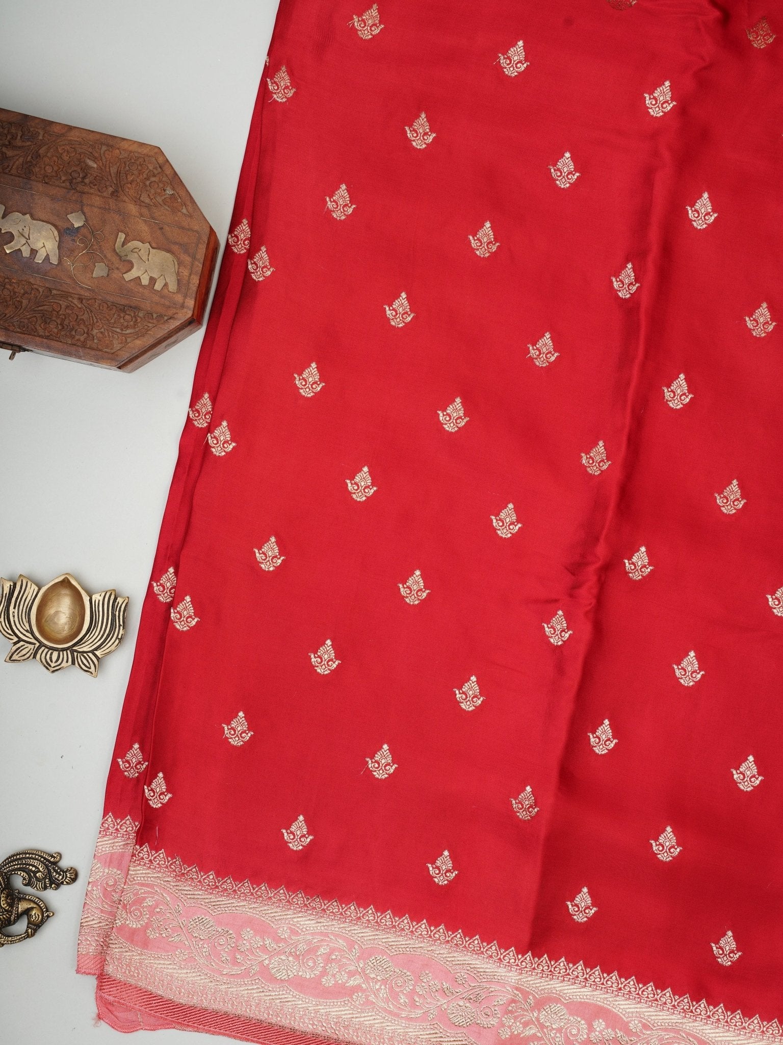 Mushru Red Semi Mushru - Manoranjitham Weaves - Handloom Store