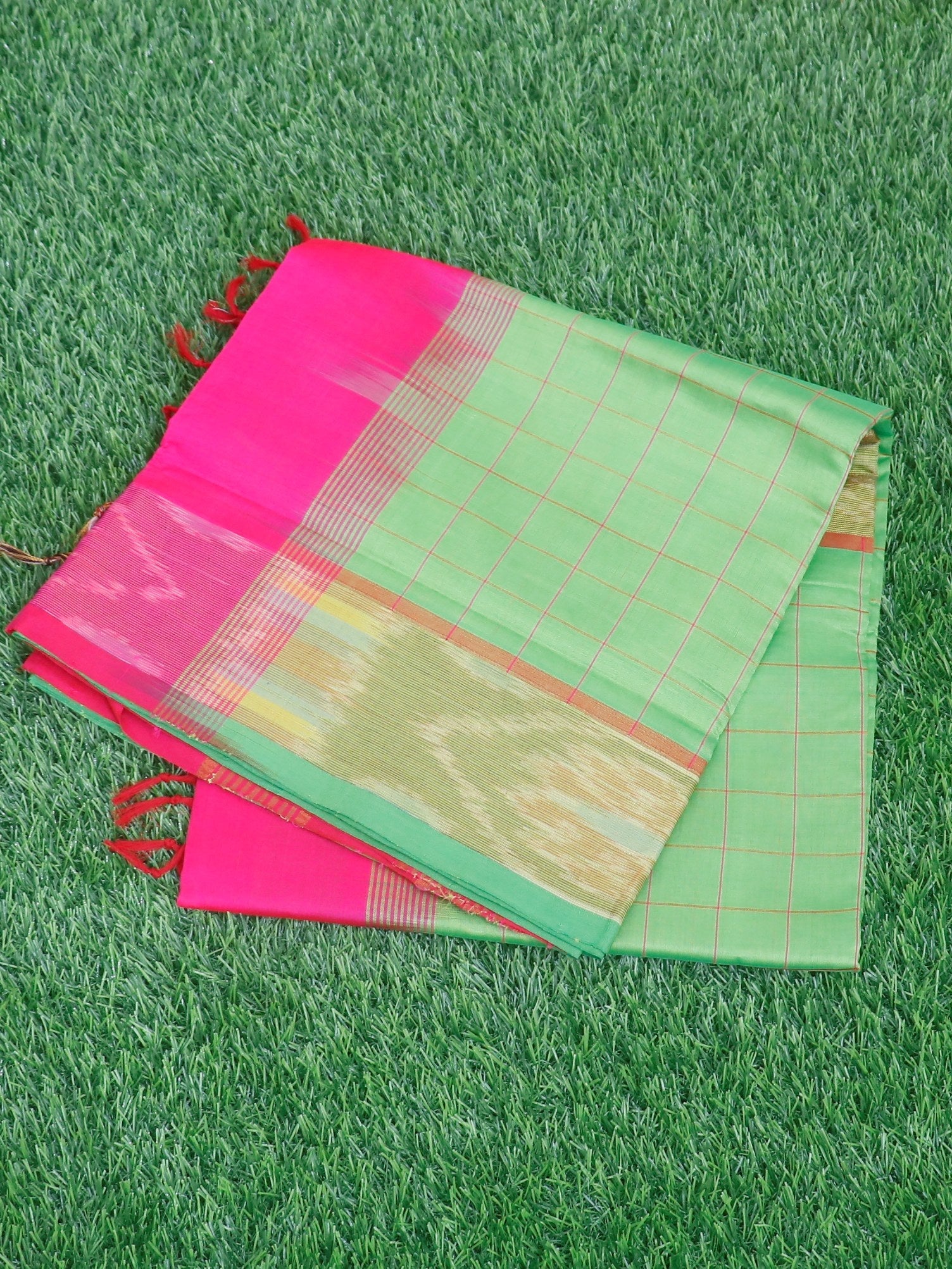 Kanchipuram Silk Cotton Green 100% Pure Silk Cotton  Manoranjitham Weaves - Handloom Store