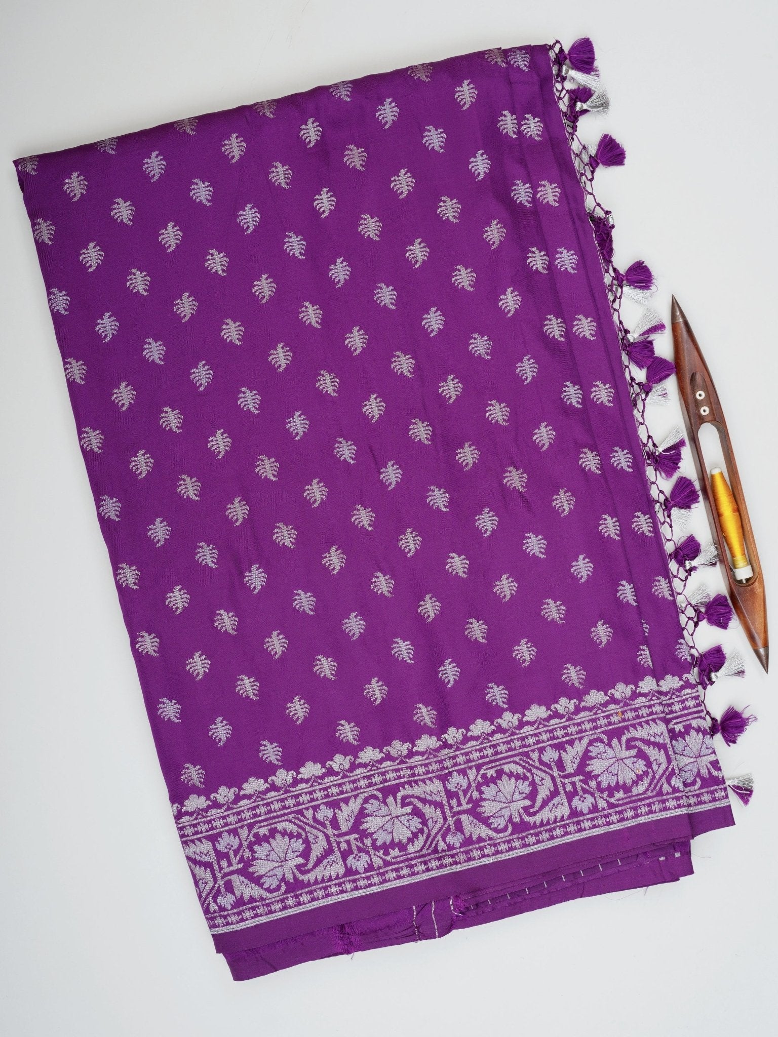 Katan Violet Katan Semi Silk Manoranjitham Weaves - Handloom Store