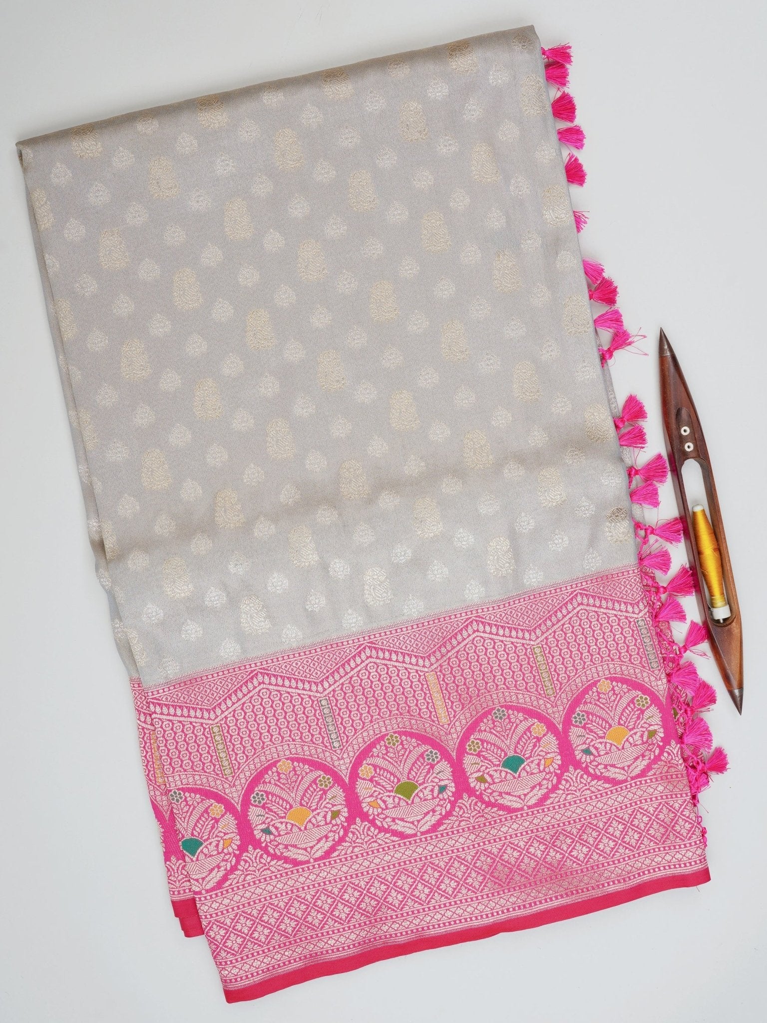 Katan Grey Katan Semi Silk Manoranjitham Weaves - Handloom Store