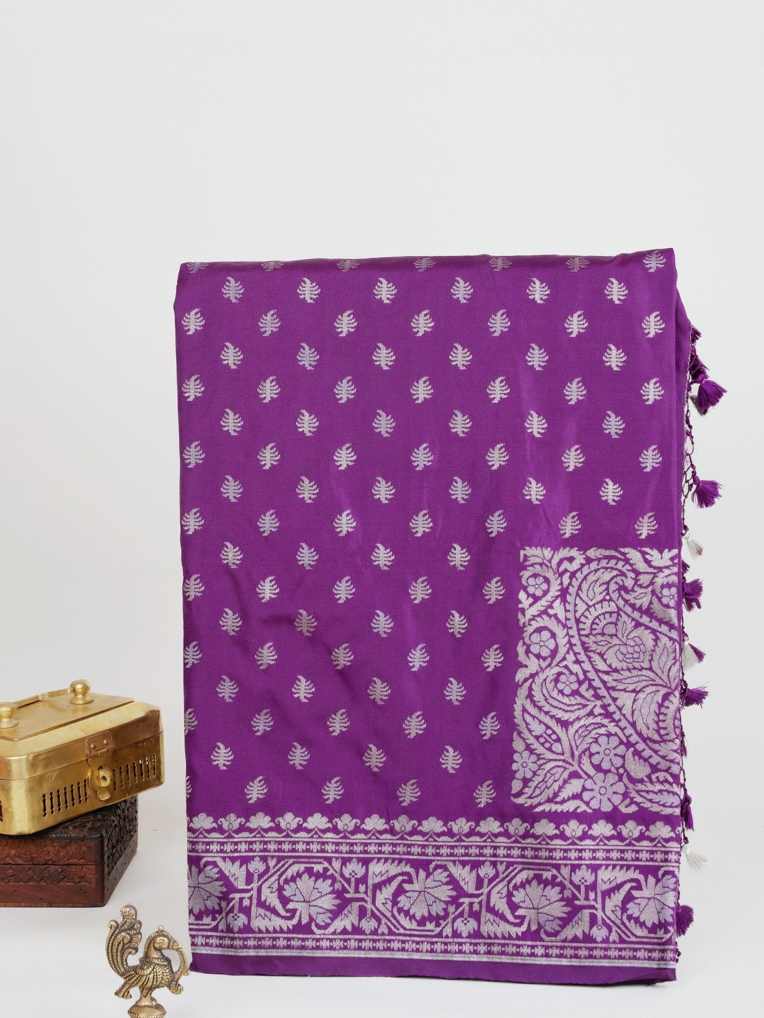 Katan Violet Katan Semi Silk Manoranjitham Weaves - Handloom Store