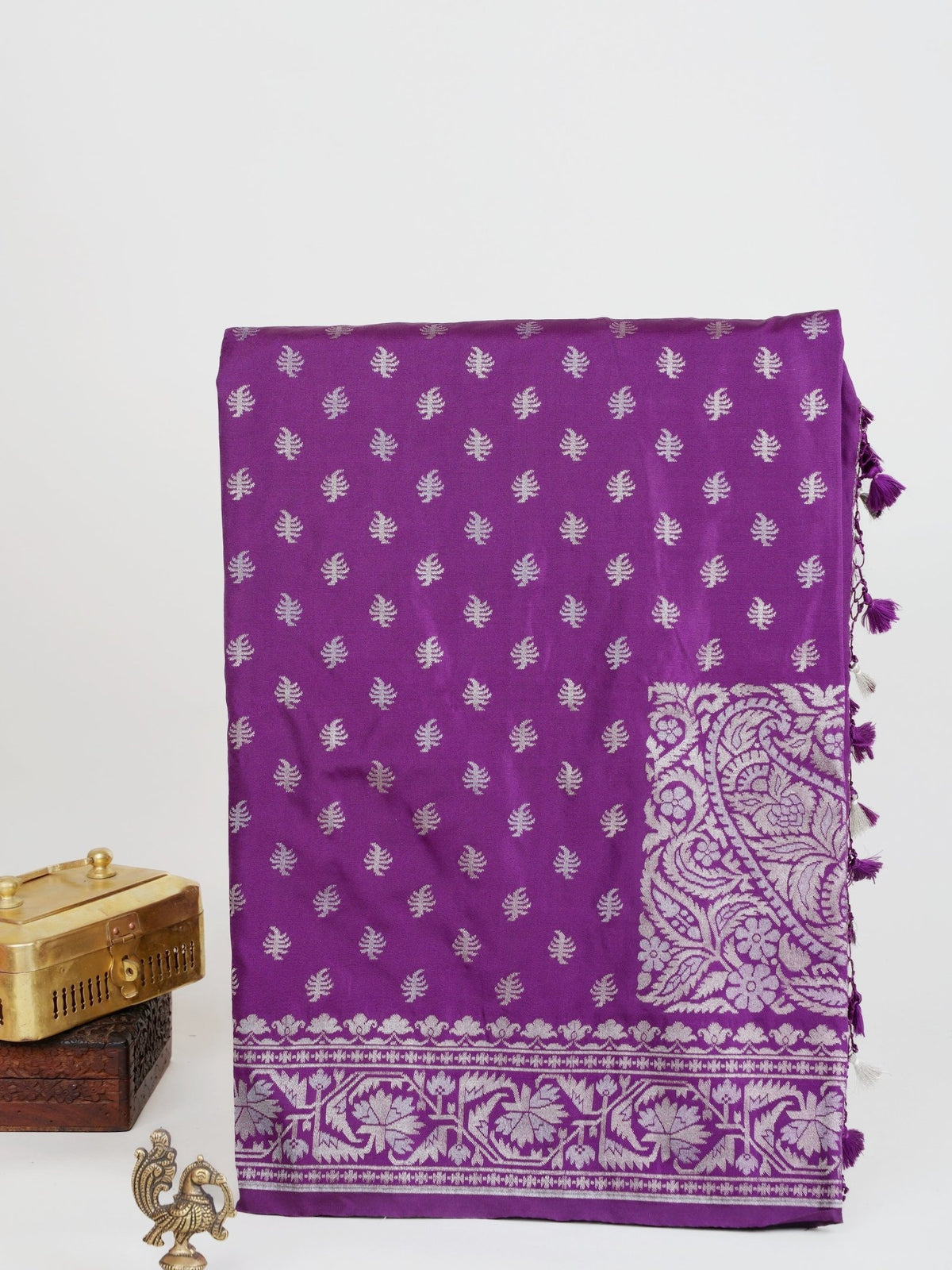 Katan Violet Katan Semi Silk Manoranjitham Weaves - Handloom Store