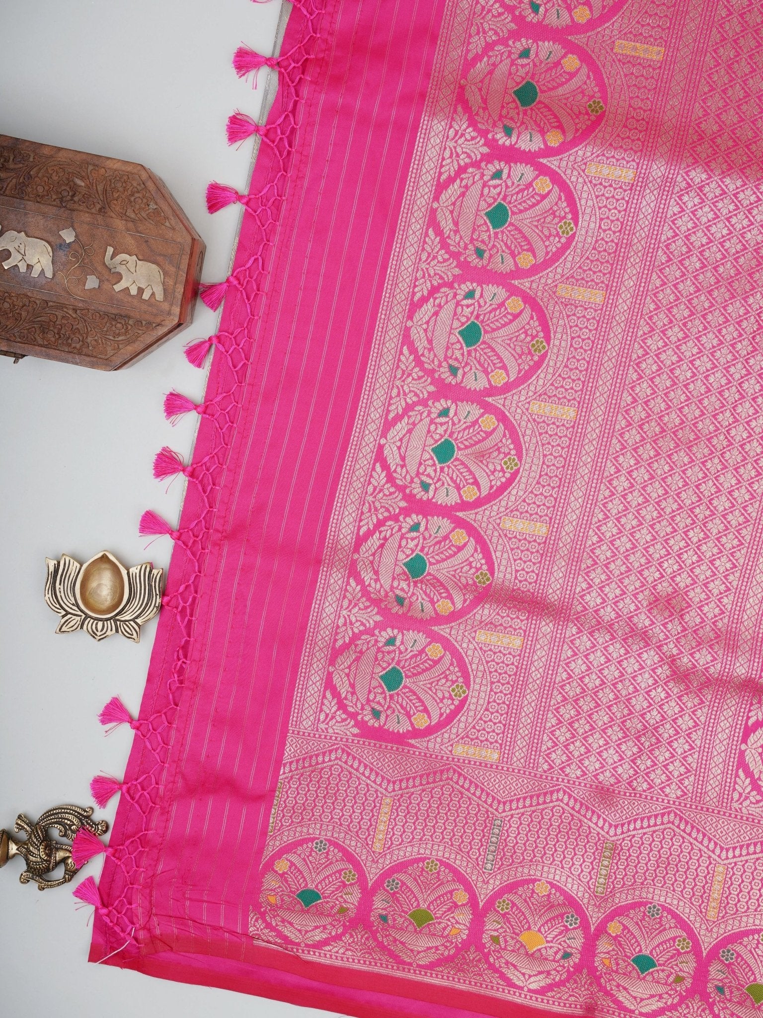Katan Grey Katan Semi Silk Manoranjitham Weaves - Handloom Store