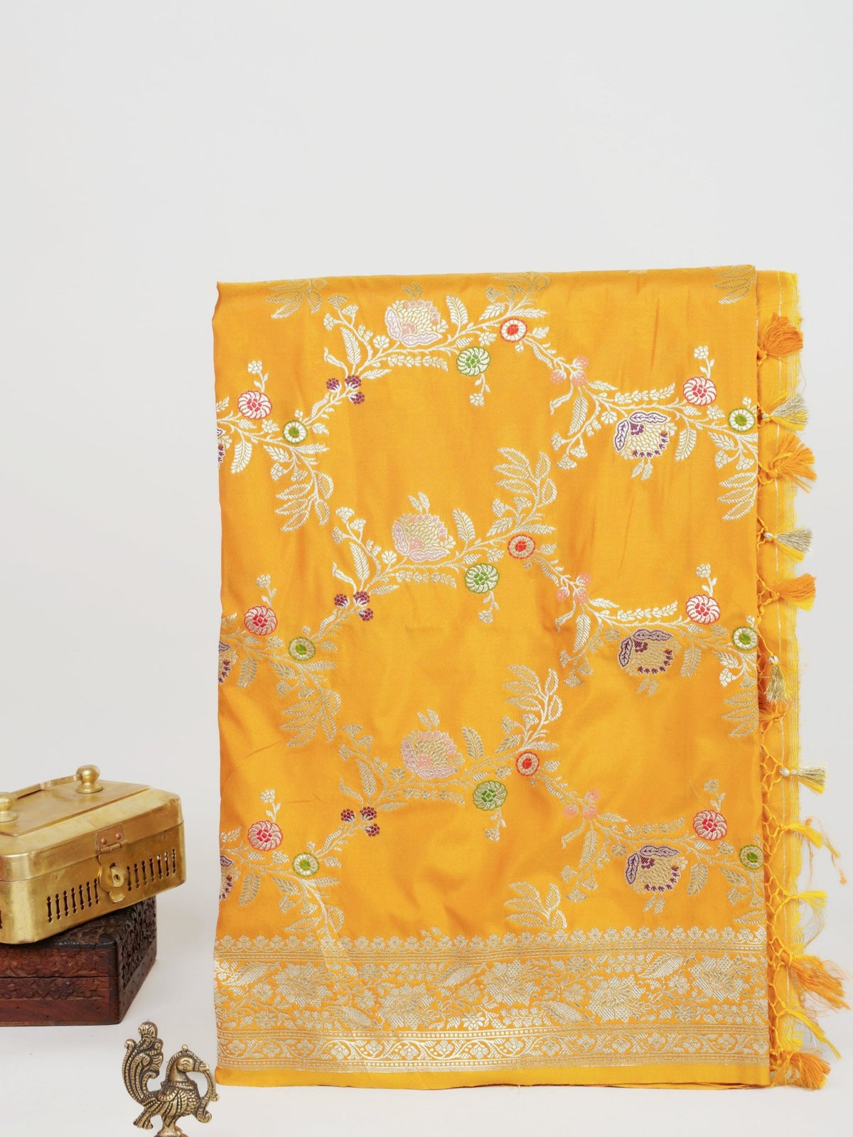 Katan Yellow Katan Semi Silk Manoranjitham Weaves - Handloom Store