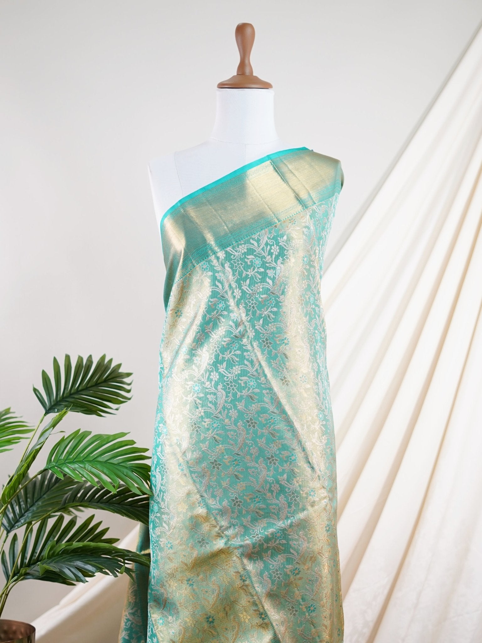Kanchipuram Silk Turquoise 100% Pure Silk  - Manoranjitham Weaves - Handloom Store