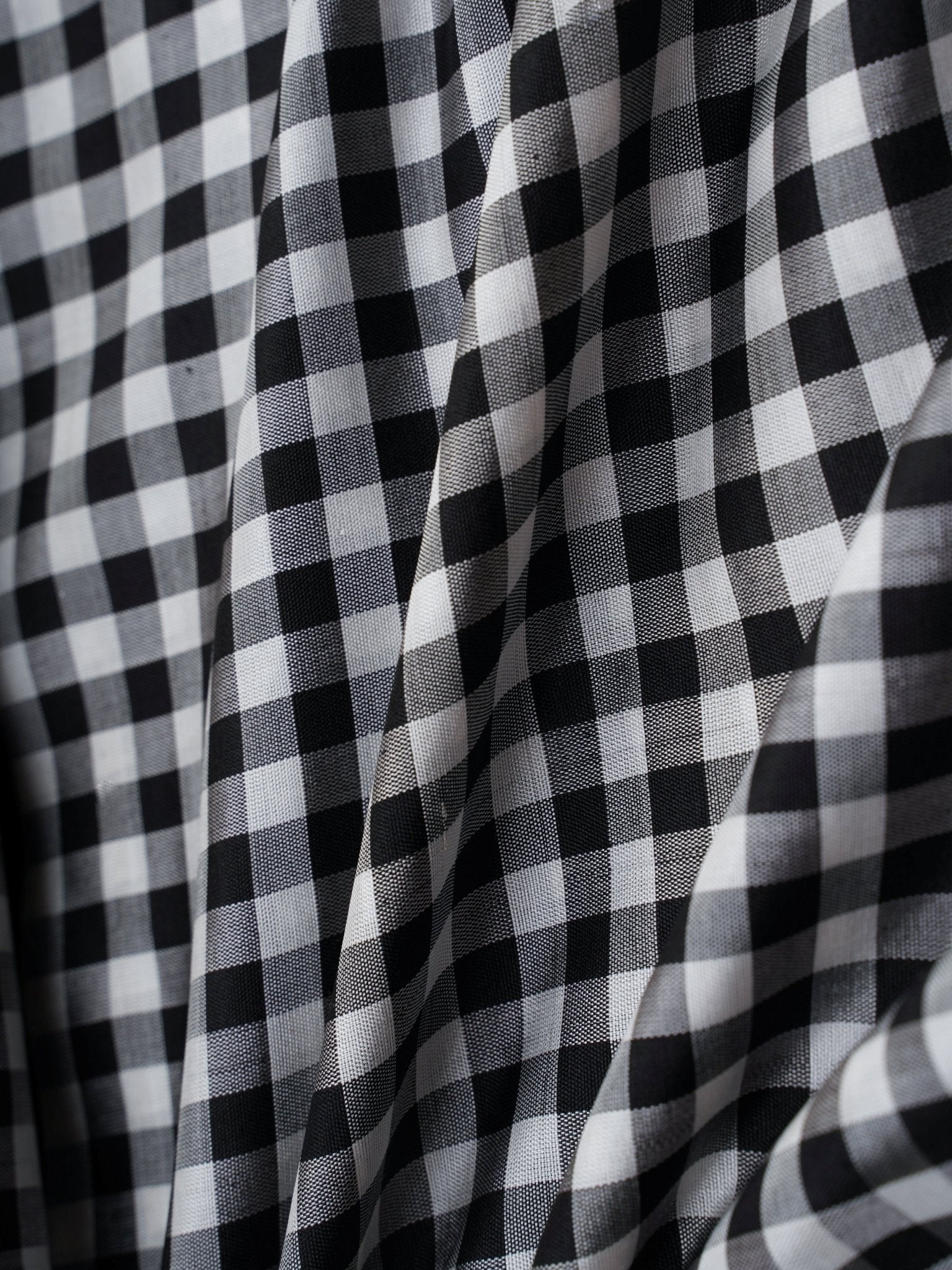 Gadwal Silk White and Black 100% Pure Silk  Manoranjitham Weaves - Handloom Store