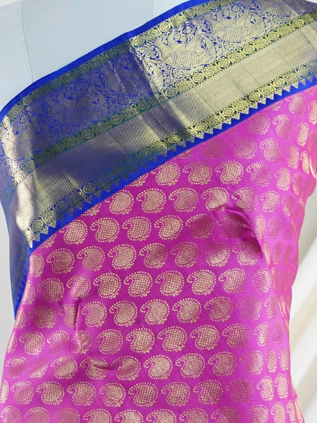 Komalika - Manoranjitham