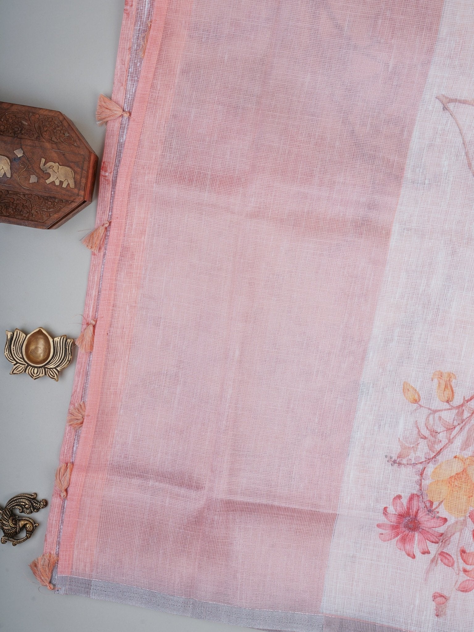 Linen White Silk Kota Manoranjitham Weaves - Handloom Store