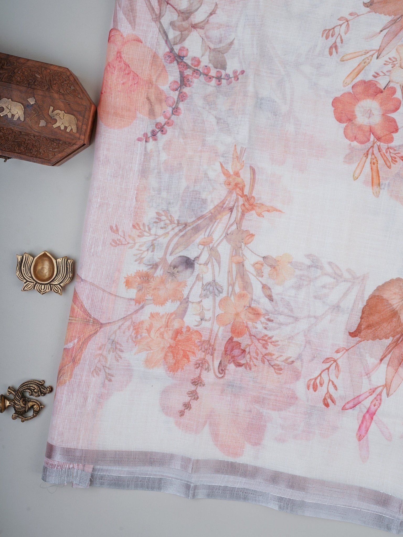 Linen White Silk Kota Manoranjitham Weaves - Handloom Store