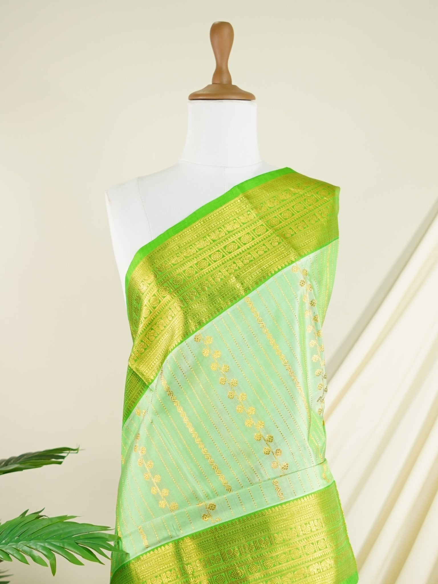 Venkatagiri Silk Creamish Green 100% Pure Silk  - Manoranjitham Weaves - Handloom Store