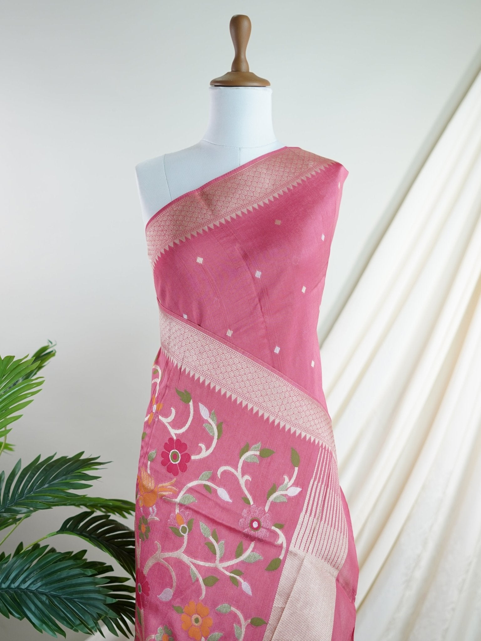 Georgette Pink Tussar Georgette - Manoranjitham Weaves - Handloom Store