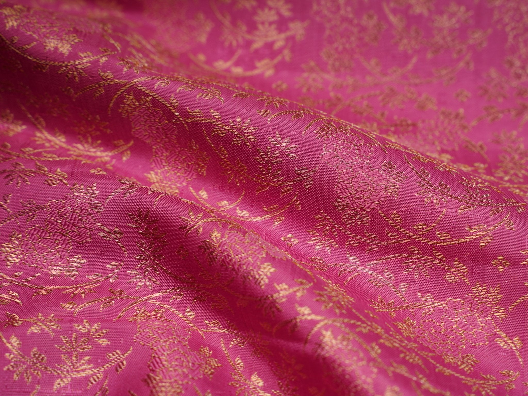 Kanchipuram Silk Pink 100% Pure Silk  Manoranjitham Weaves - Handloom Store