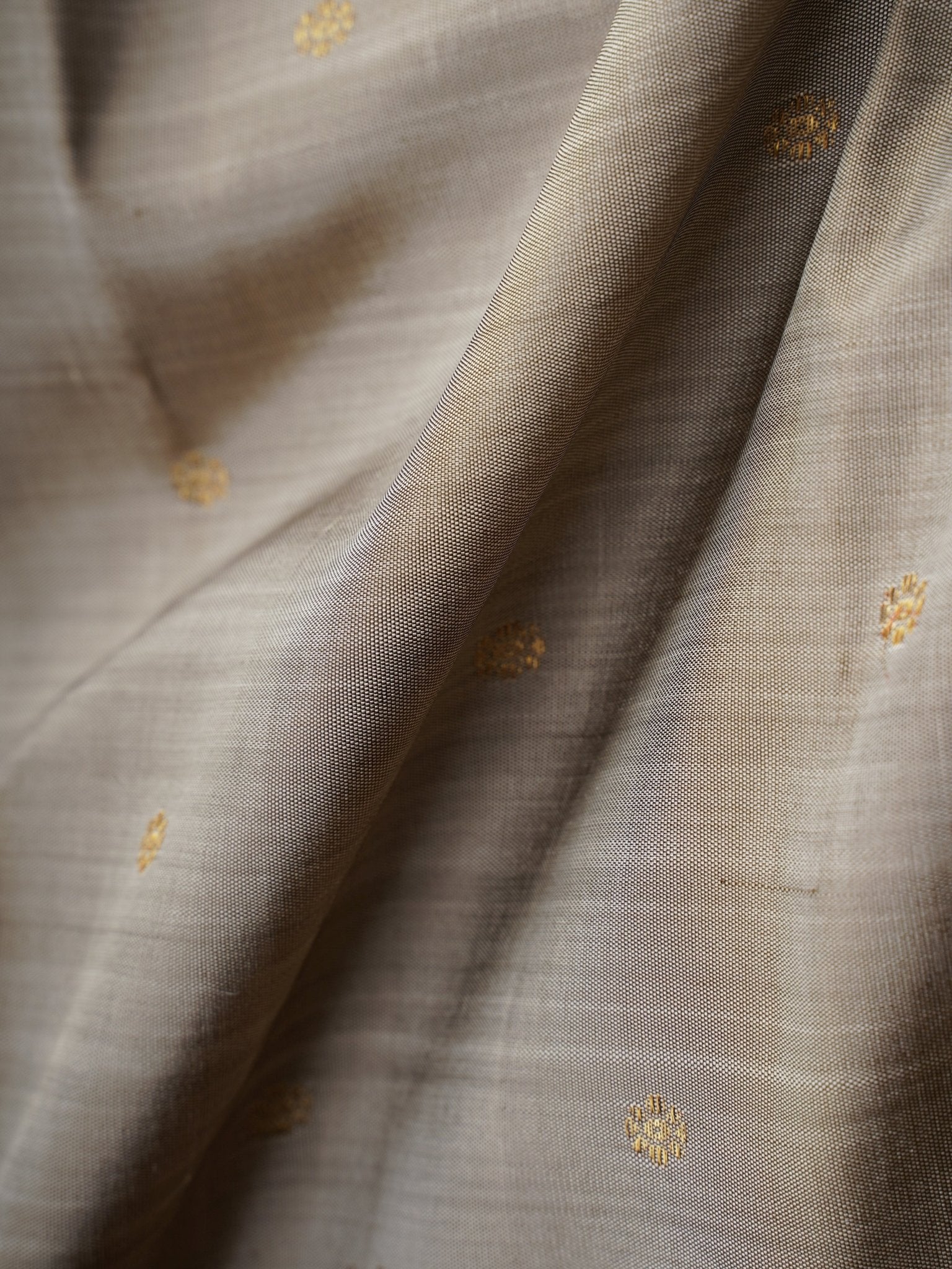 Kanchipuram Silk Grey 100% Pure Silk  Manoranjitham Weaves - Handloom Store