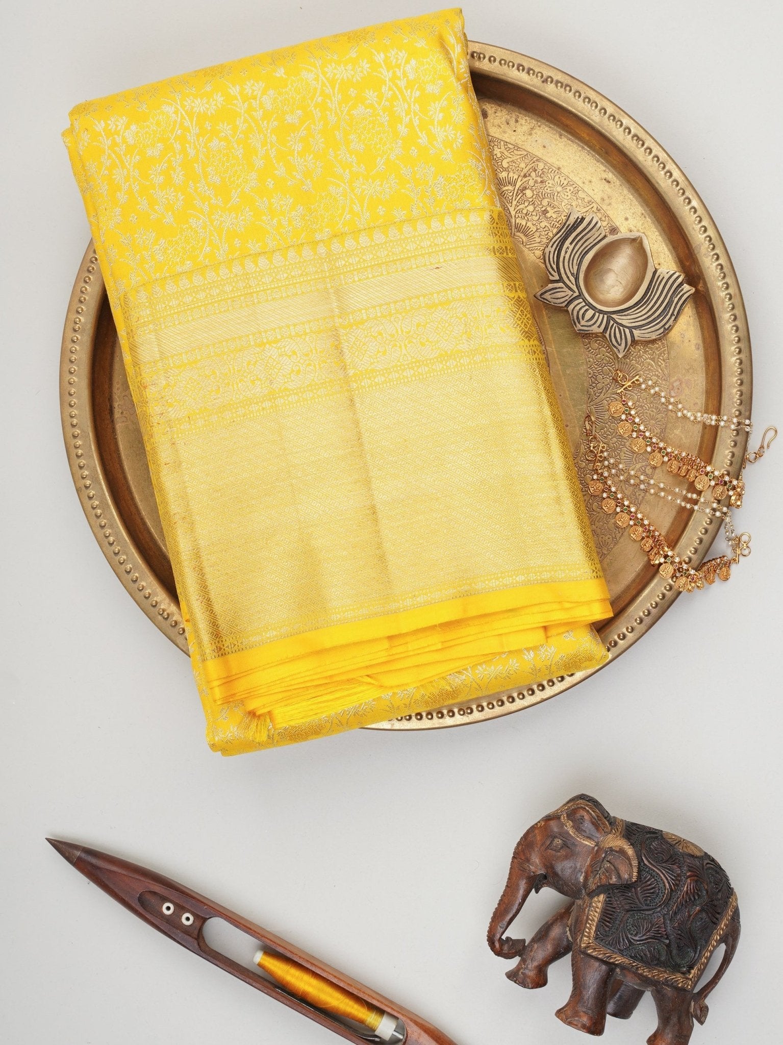 Kanchipuram Silk Yellow 100% Pure Silk  Manoranjitham Weaves - Handloom Store