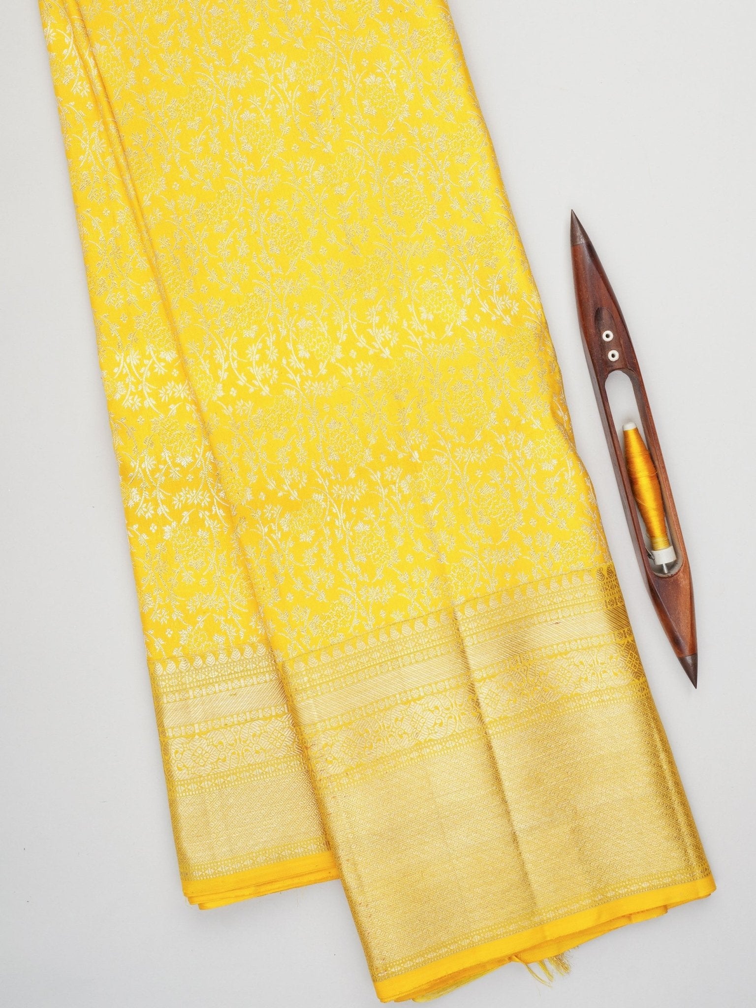Kanchipuram Silk Yellow 100% Pure Silk  Manoranjitham Weaves - Handloom Store